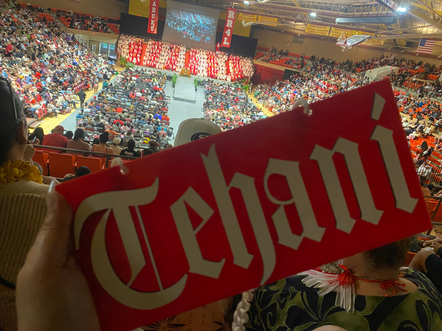 Chained Name Leis