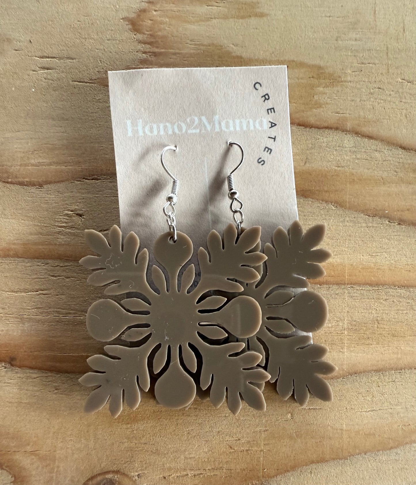 Ulu Kuiki Dangle